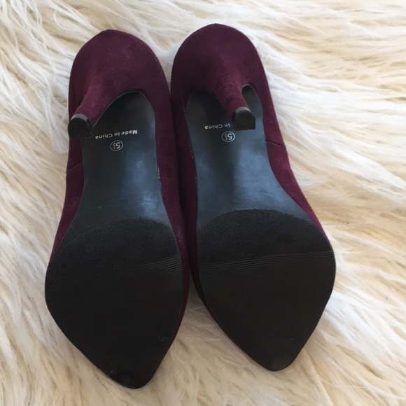 ❌ SOLD ❌ Heels - Picture 2 of 6